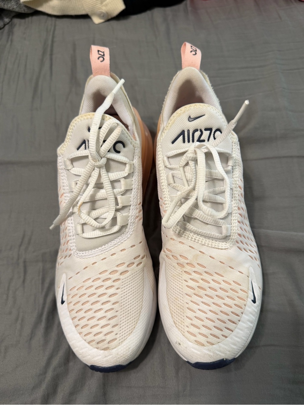 Nike Women's Sneakers in White with Pink Pull Tabs